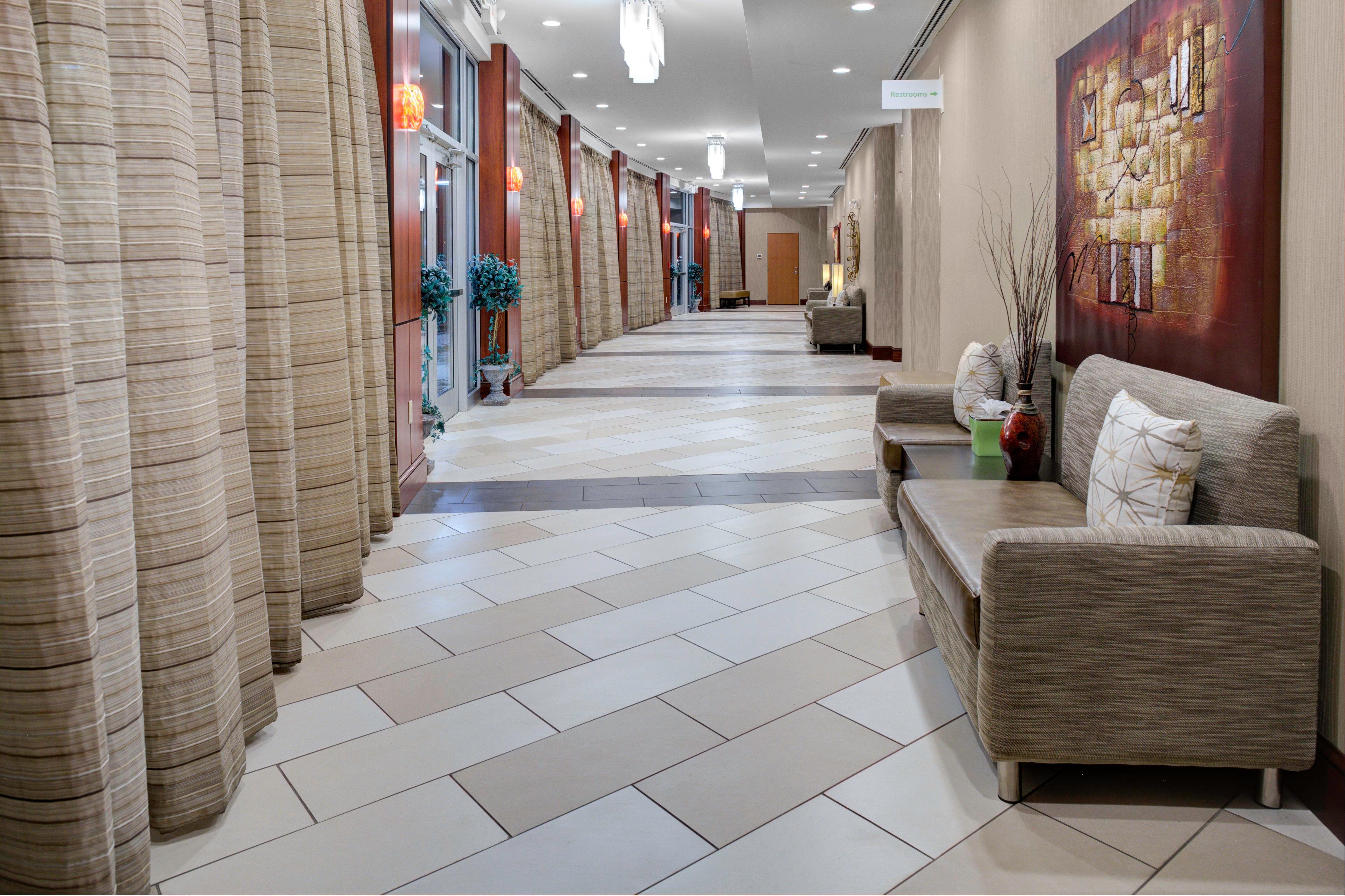 Holiday Inn Hotel & Suites Lima By Ihg Exterior foto